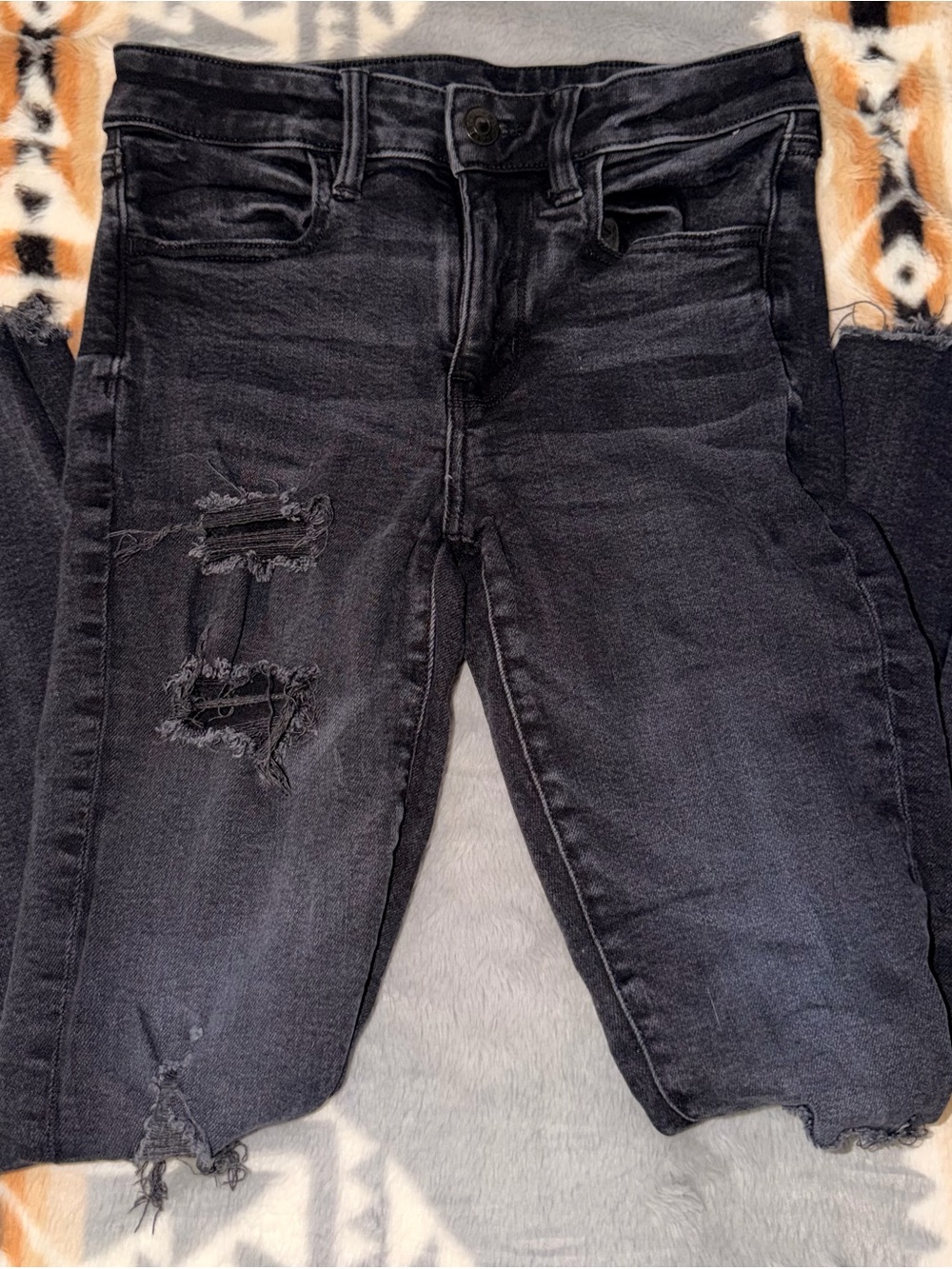 American Eagle Outfitters Black Distressed High Rise Jegging
